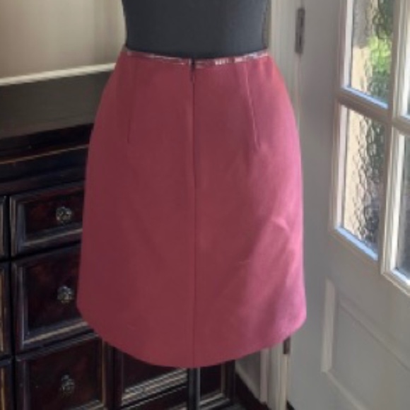 WHBM Burgundy Skirt 6 Women New with Tags faux leather trim - Picture 2 of 2